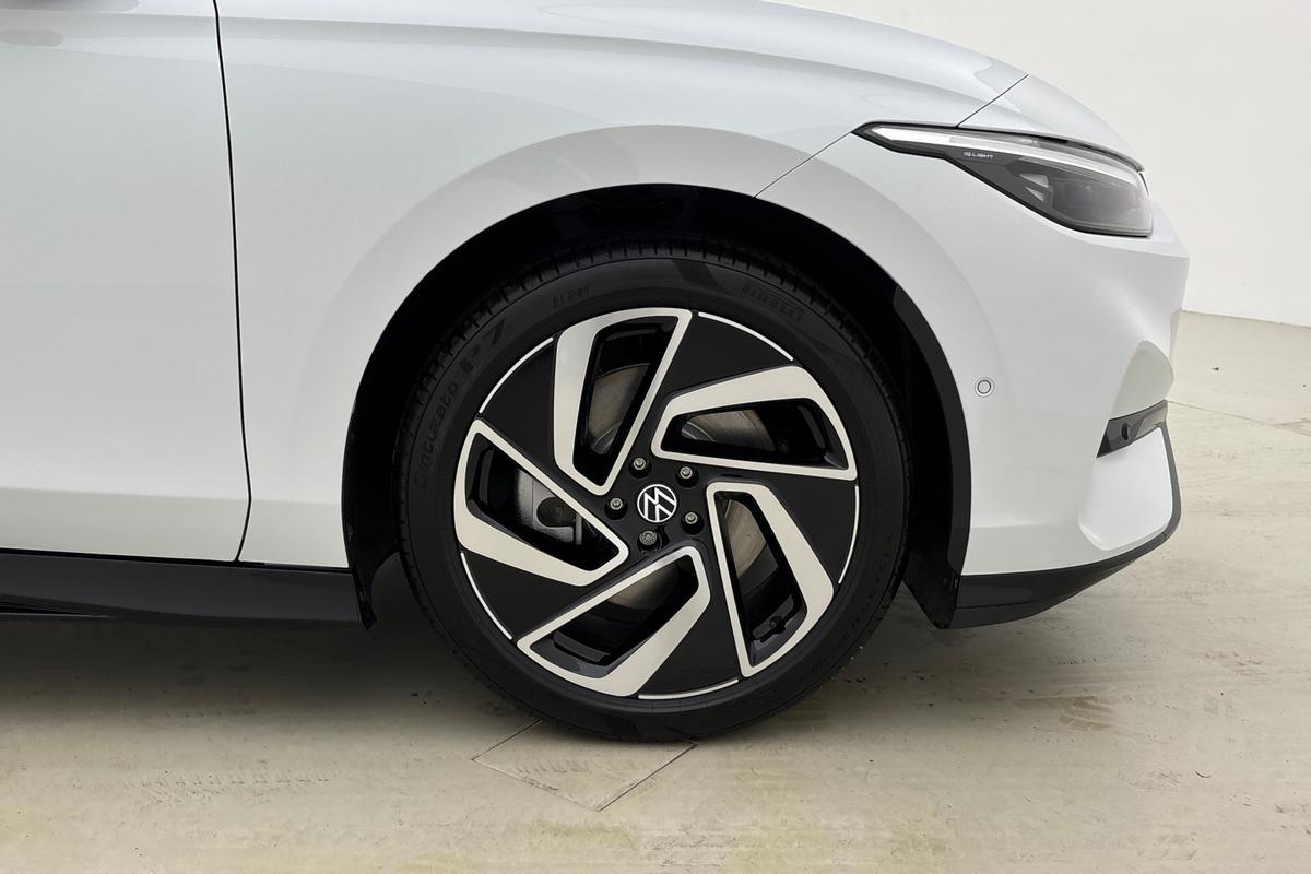 Used Volkswagen ID.7 2025 for sale - 76680605: Photo 5