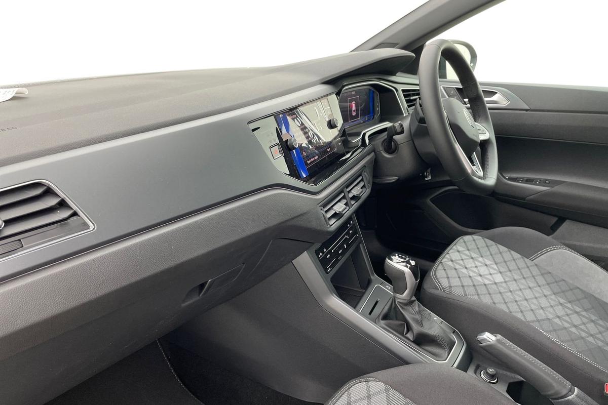 Used Volkswagen Taigo 2024 for sale - 77533141: Photo 2