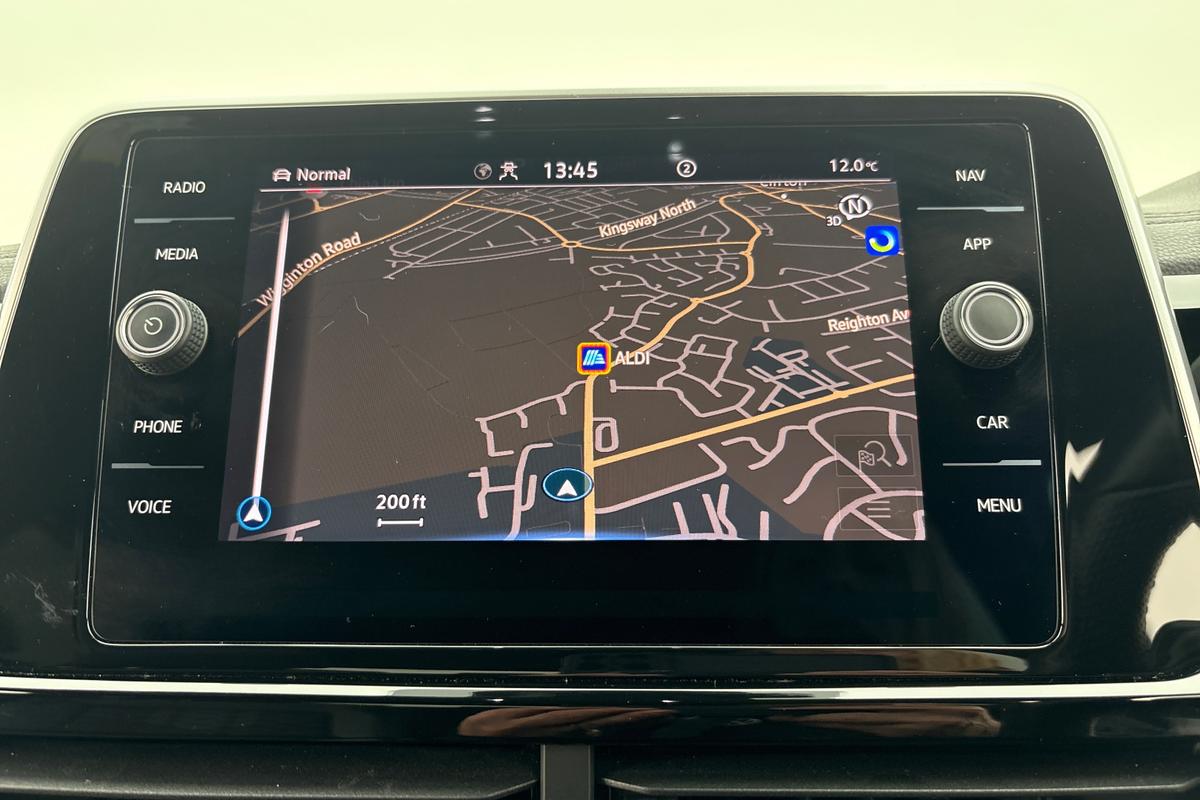 Used Volkswagen T-Roc 2022 for sale - 77763401: Photo 14