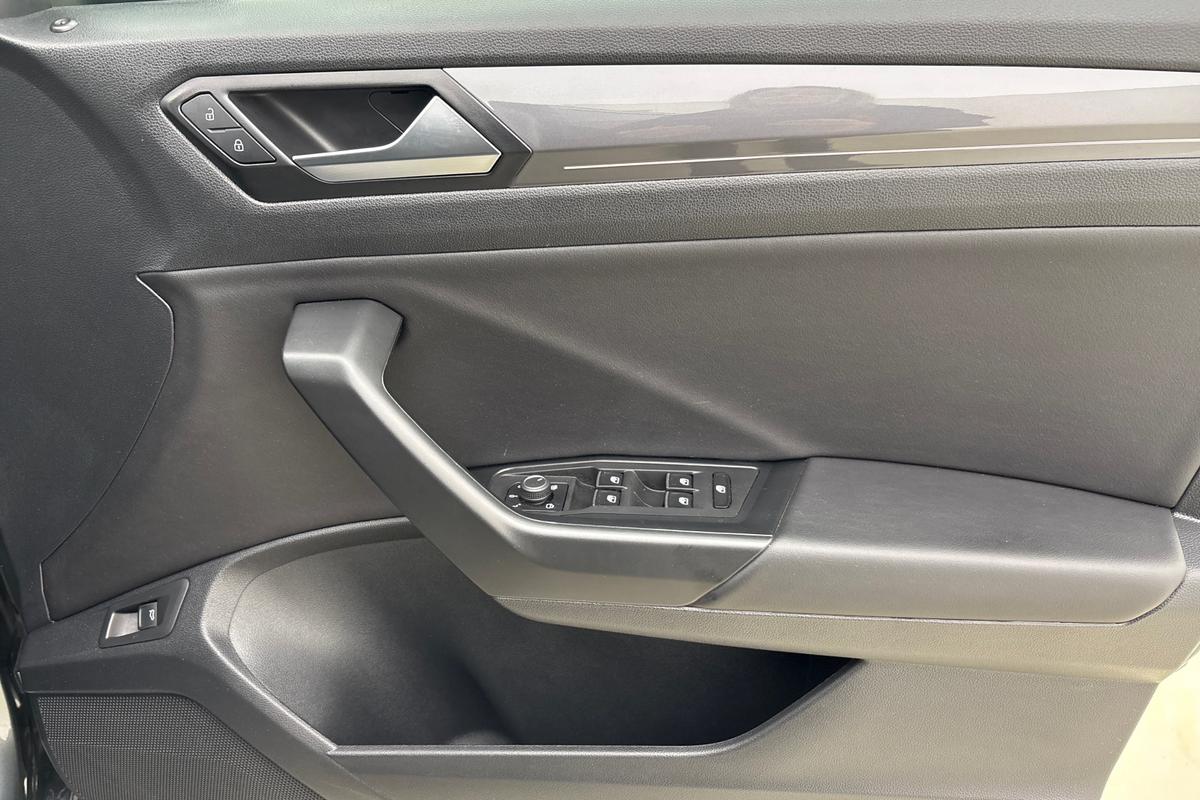 Used Volkswagen T-Roc 2020 for sale - 78098840: Photo 25