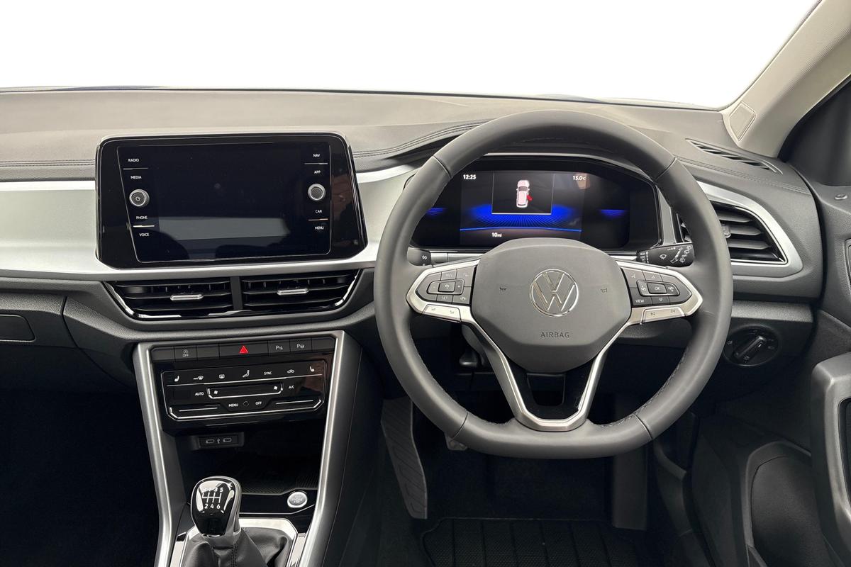 Used Volkswagen T-Roc 2025 for sale - 77057717: Photo 11