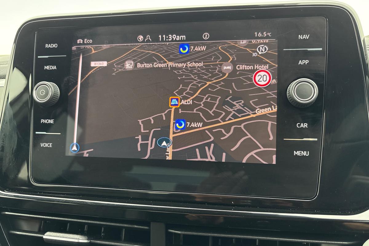 Used Volkswagen T-Roc 2025 for sale - 76678354: Photo 14