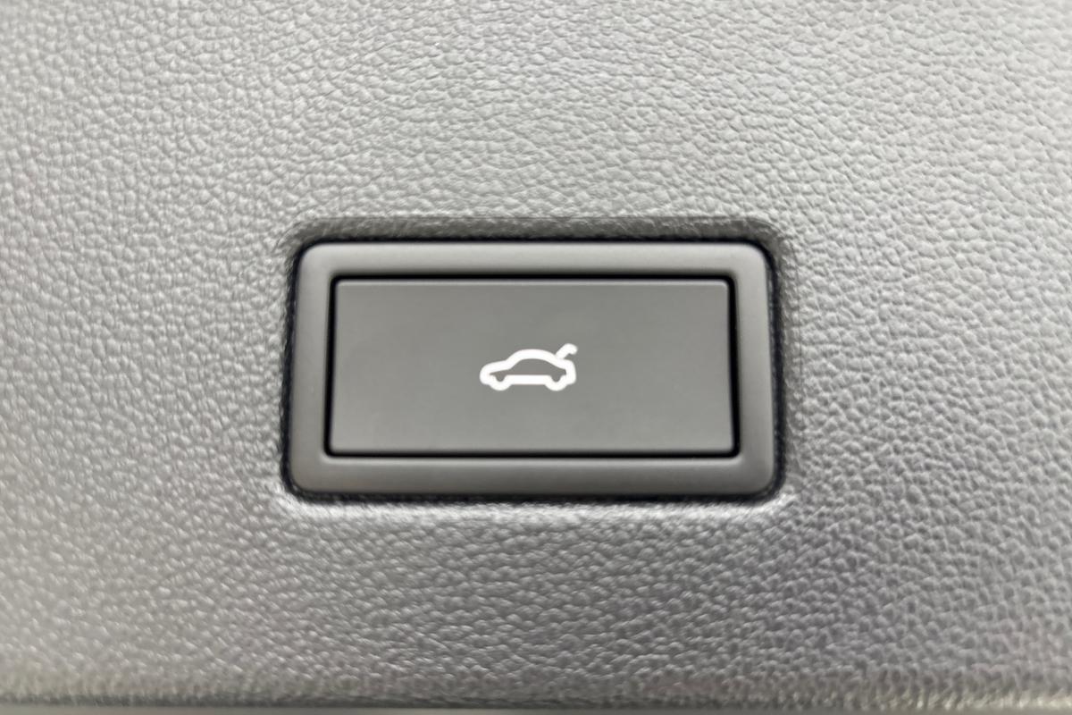 Used Volkswagen T-Roc 2025 for sale - 76678354: Photo 21