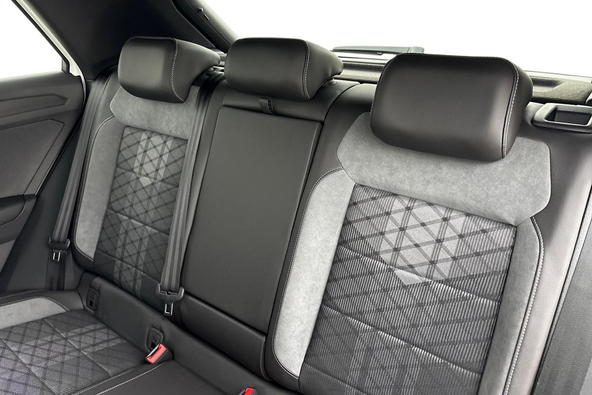 Used Volkswagen T-Roc 2025 for sale - 76678354: Photo 9