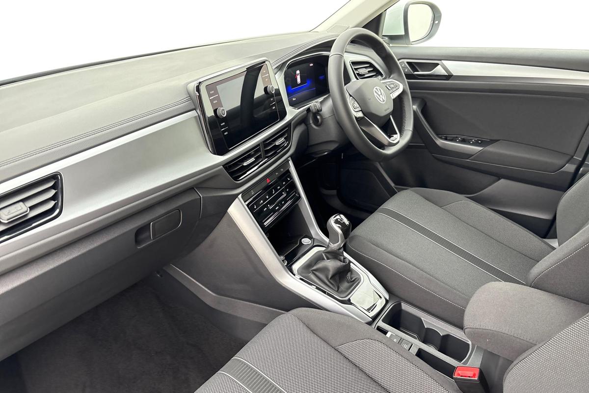 Used Volkswagen T-Roc 2025 for sale - 77629254: Photo 2