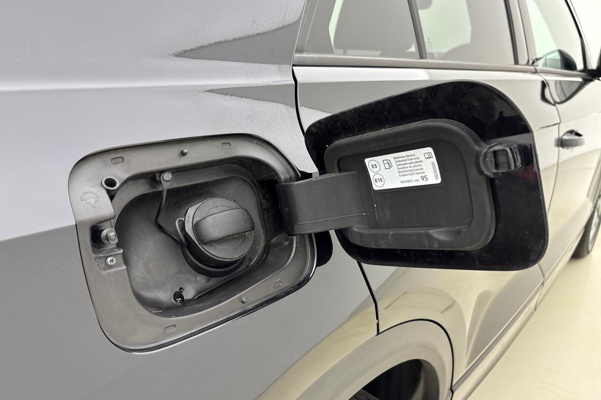 Used Volkswagen T-Roc 2024 for sale - 76678378: Photo 21