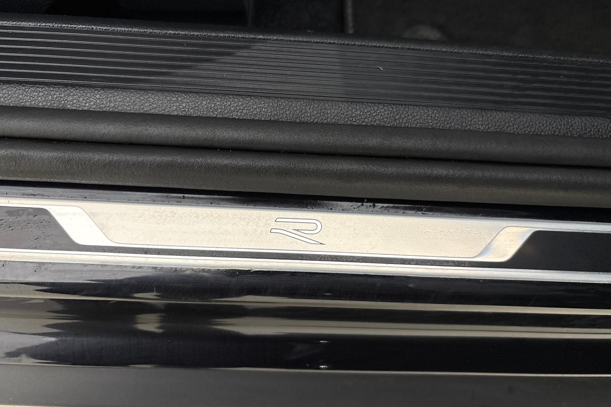 Used Volkswagen T-Roc 2024 for sale - 76678378: Photo 25