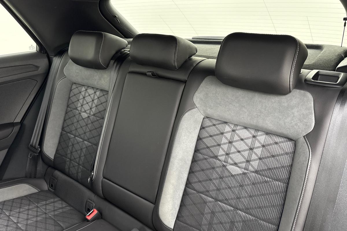 Used Volkswagen T-Roc 2024 for sale - 76678378: Photo 9