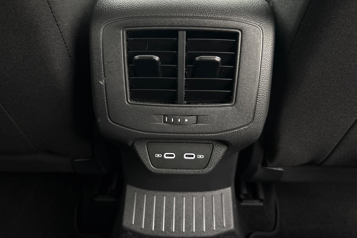 Used Volkswagen T-Roc 2024 for sale - 76677218: Photo 22