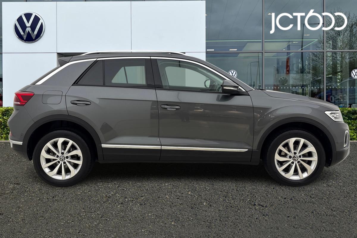Used Volkswagen T-Roc 2024 for sale - 76677218: Photo 4