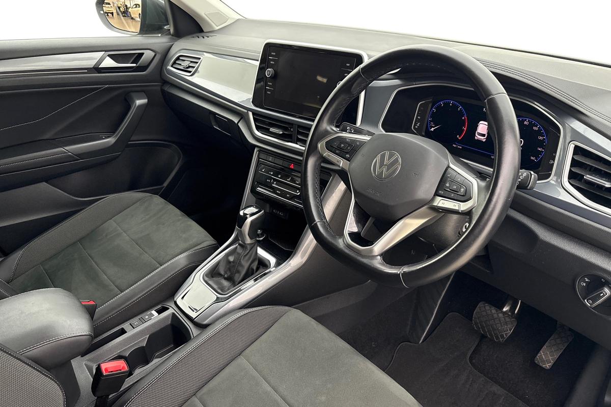 Used Volkswagen T-Roc 2024 for sale - 76677218: Photo 6