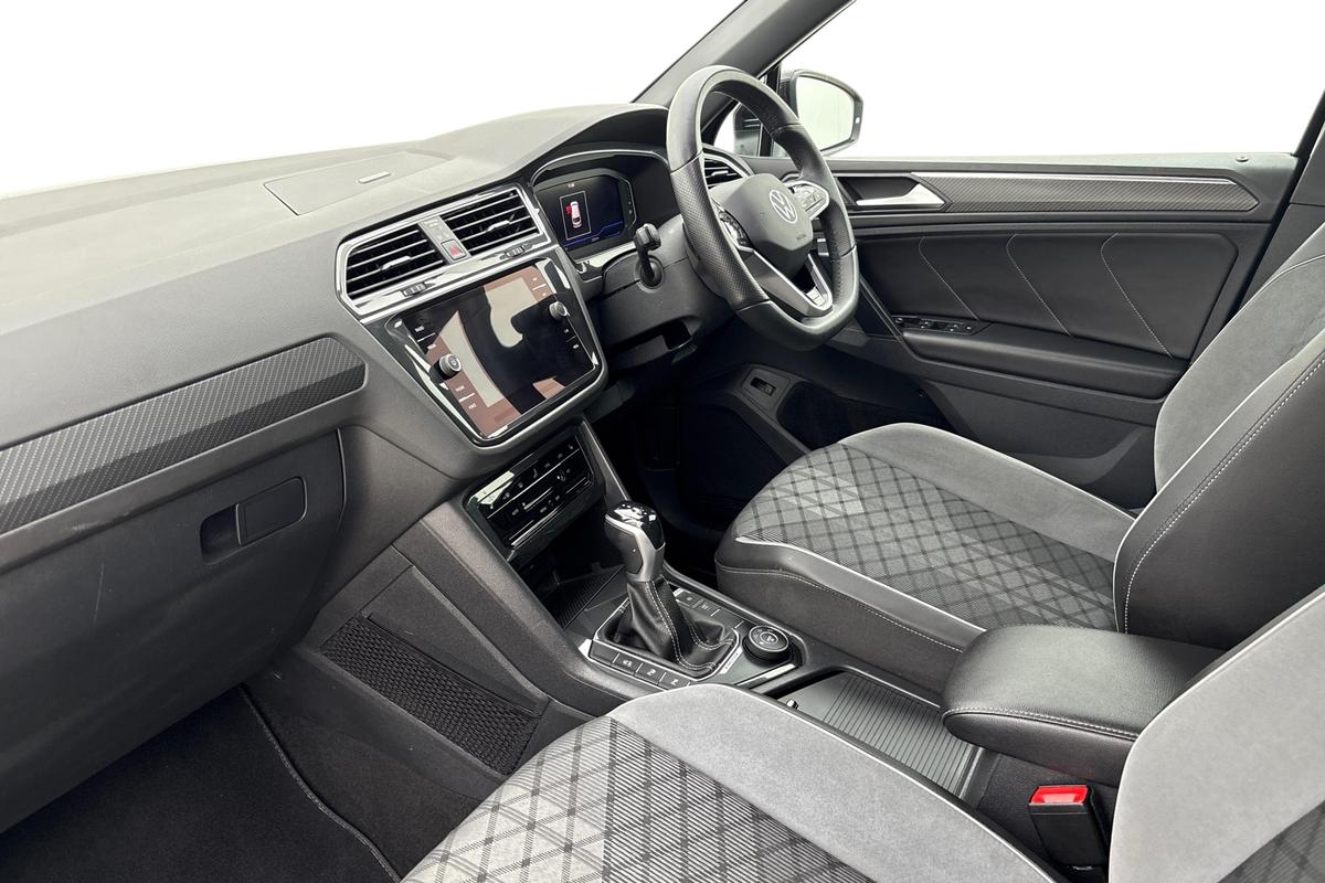 Used Volkswagen Tiguan 2022 for sale - 77533003: Photo 2