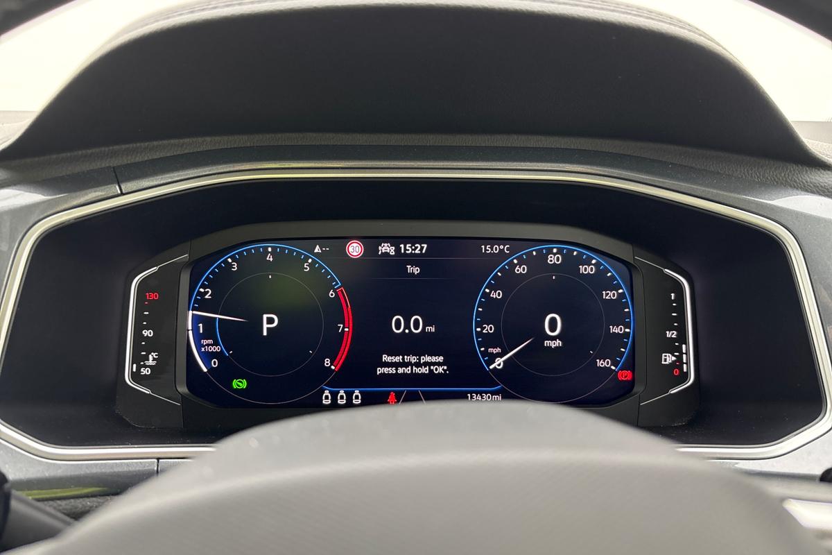 Used Volkswagen T-Roc 2022 for sale - 76674384: Photo 15