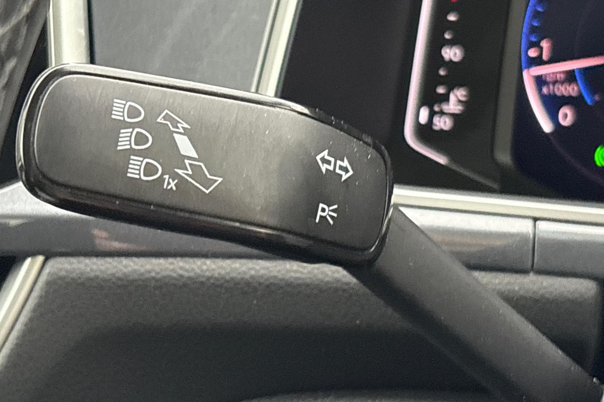 Used Volkswagen T-Roc 2022 for sale - 76674384: Photo 21