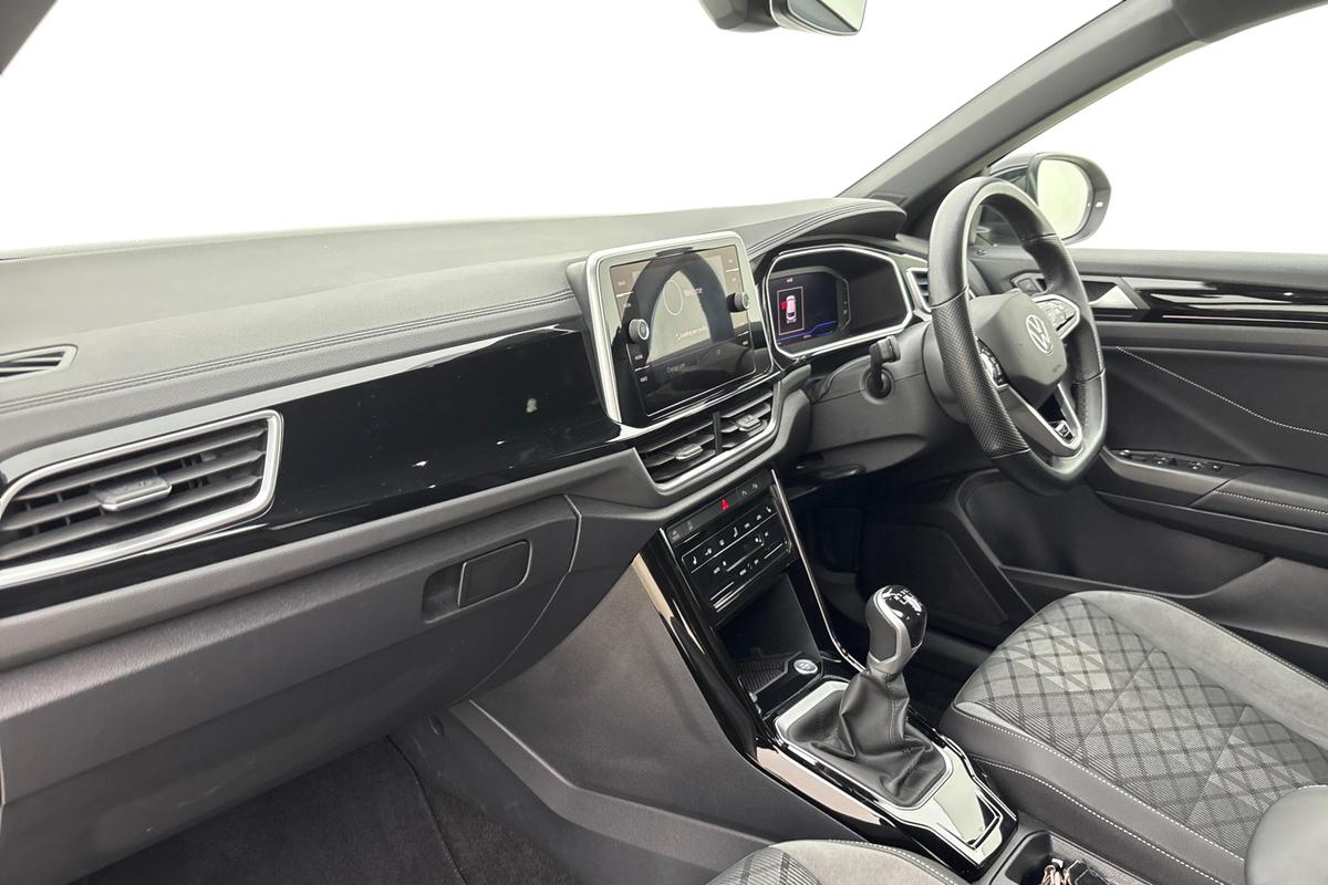 Used Volkswagen T-Roc 2022 for sale - 77533166: Photo 2