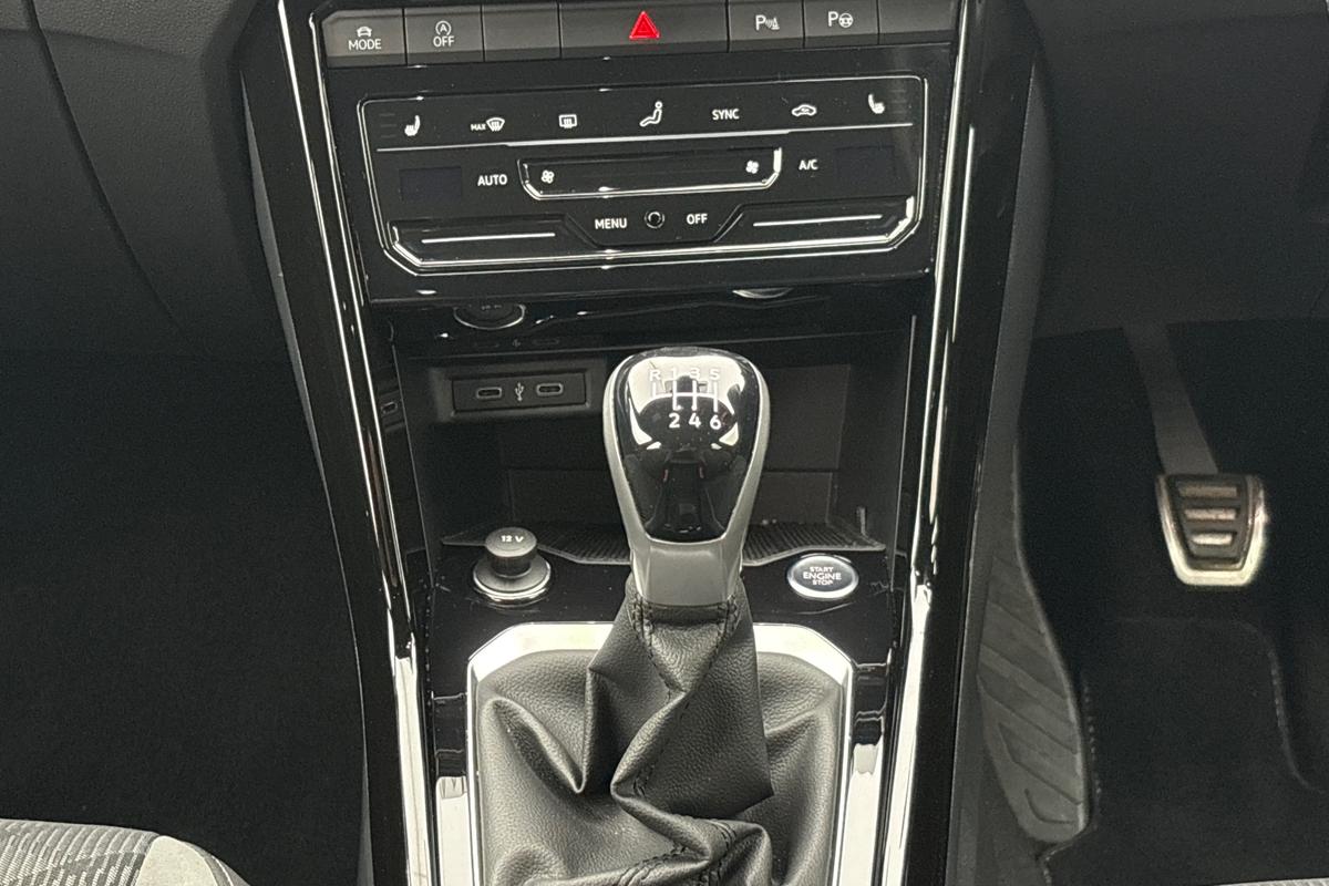 Used Volkswagen T-Roc 2022 for sale - 77533166: Photo 25