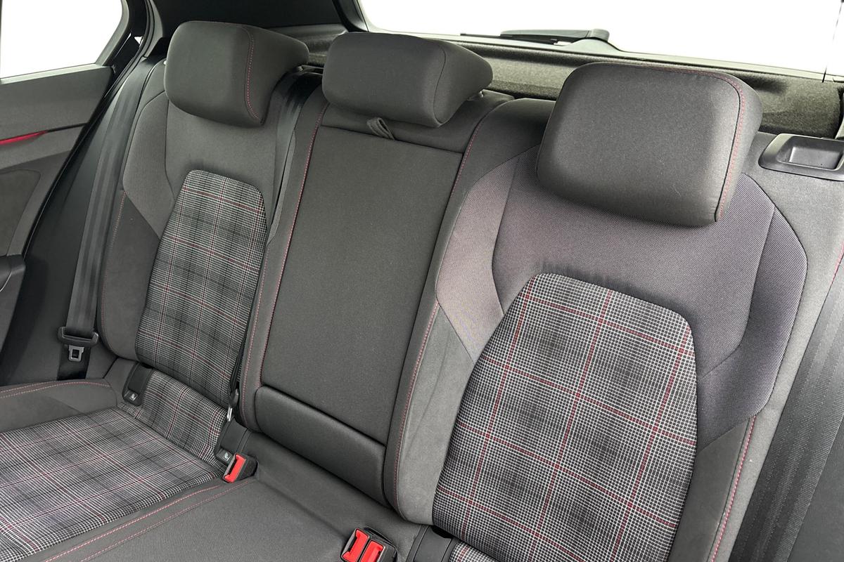 Used Volkswagen Golf 2023 for sale - 77533336: Photo 9