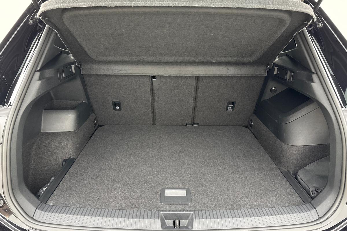 Used Volkswagen Tiguan 2024 for sale - 76677125: Photo 12