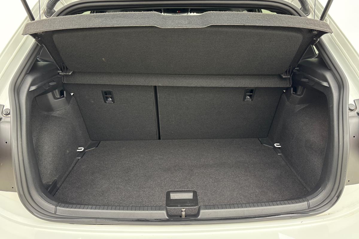 Used Volkswagen Polo 2023 for sale - 77533061: Photo 12