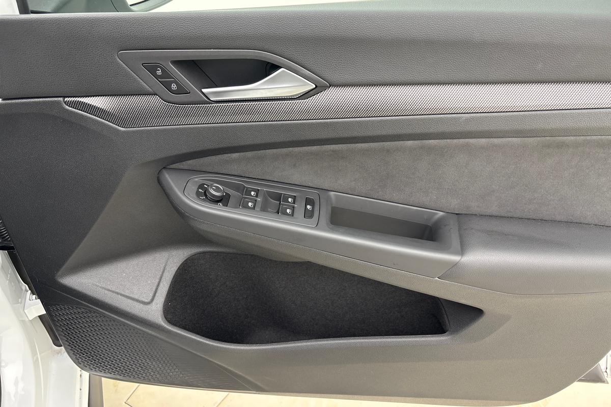 Used Volkswagen Golf 2025 for sale - 76679662: Photo 23