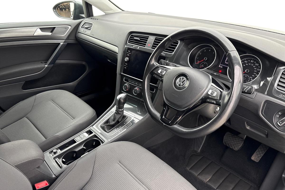 Used Volkswagen Golf 2019 for sale - 77461386: Photo 6