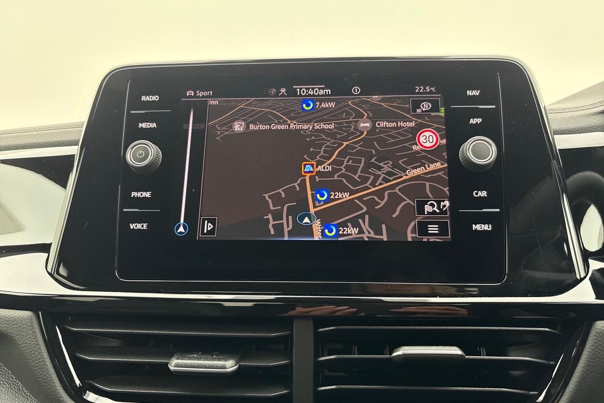 Used Volkswagen T-Roc 2025 for sale - 76678583: Photo 14