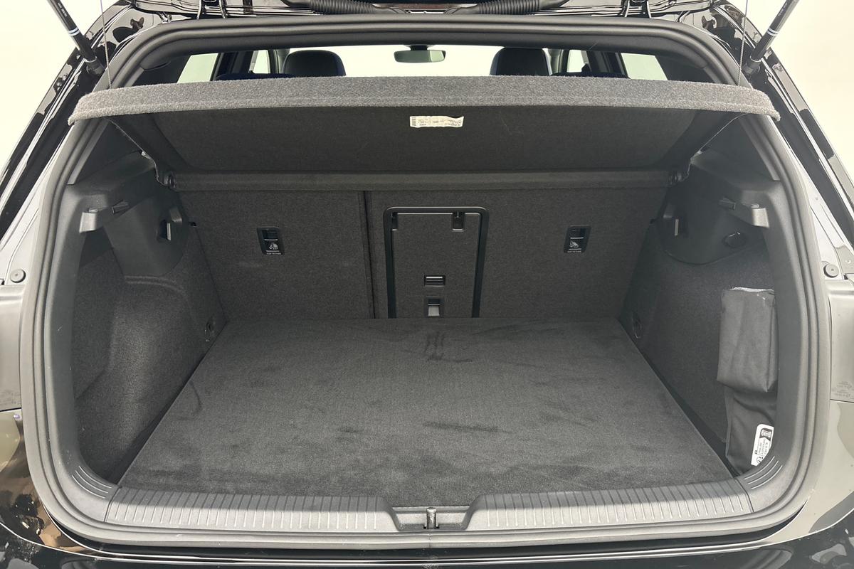 Used Volkswagen Golf 2025 for sale - 76679941: Photo 12