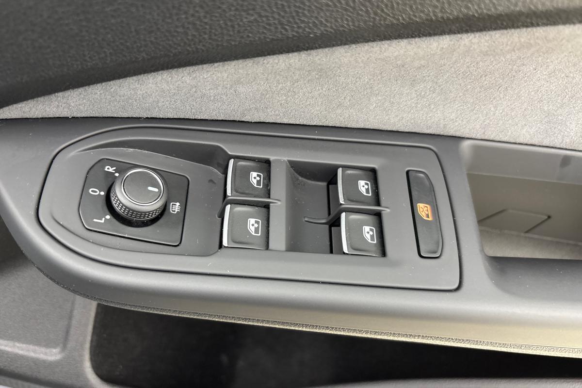 Used Volkswagen Golf 2024 for sale - 77533338: Photo 25