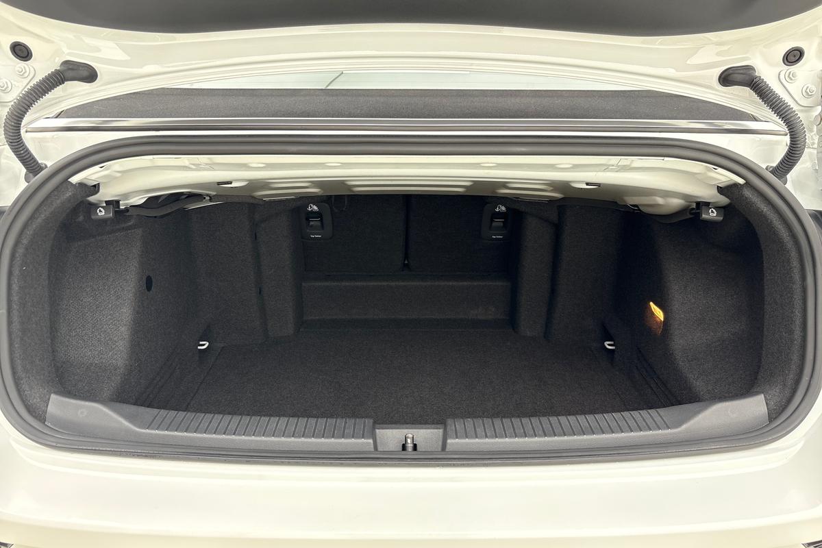 Used Volkswagen T-Roc 2021 for sale - 76680858: Photo 12