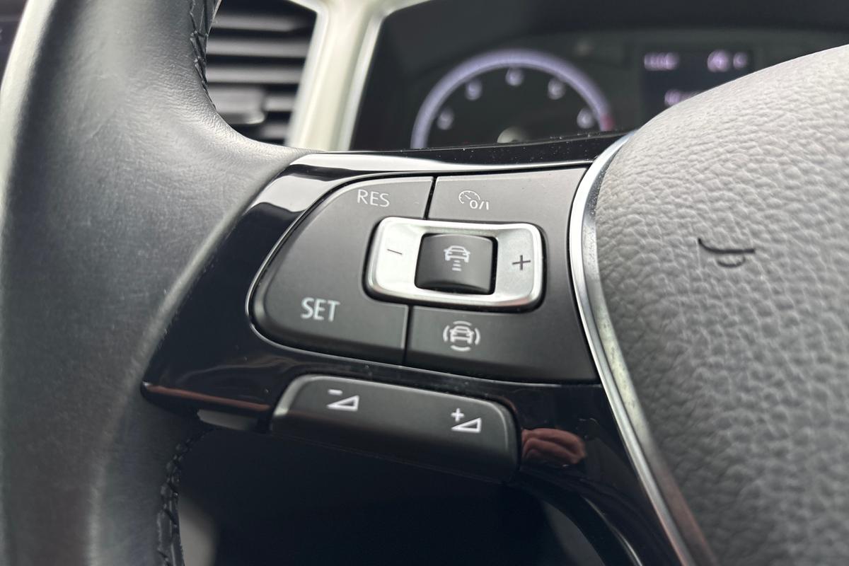 Used Volkswagen T-Roc 2021 for sale - 76680858: Photo 16