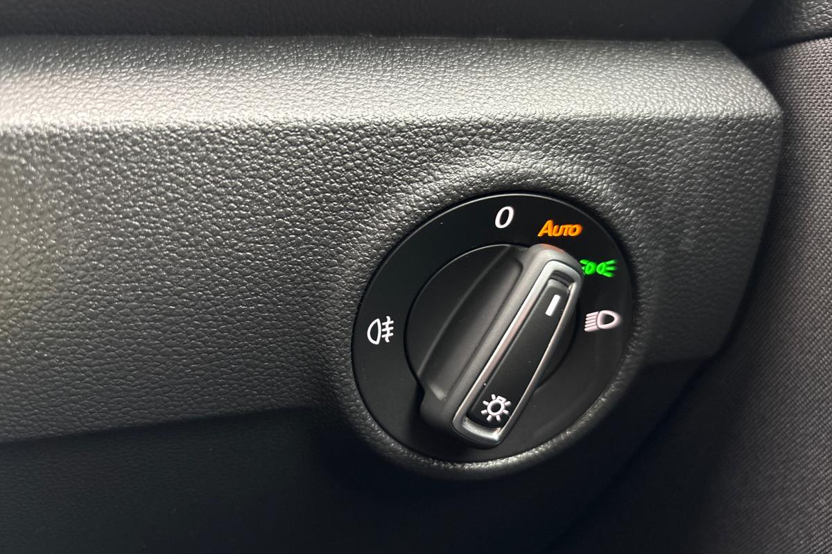 Used Volkswagen T-Roc 2021 for sale - 76680858: Photo 25