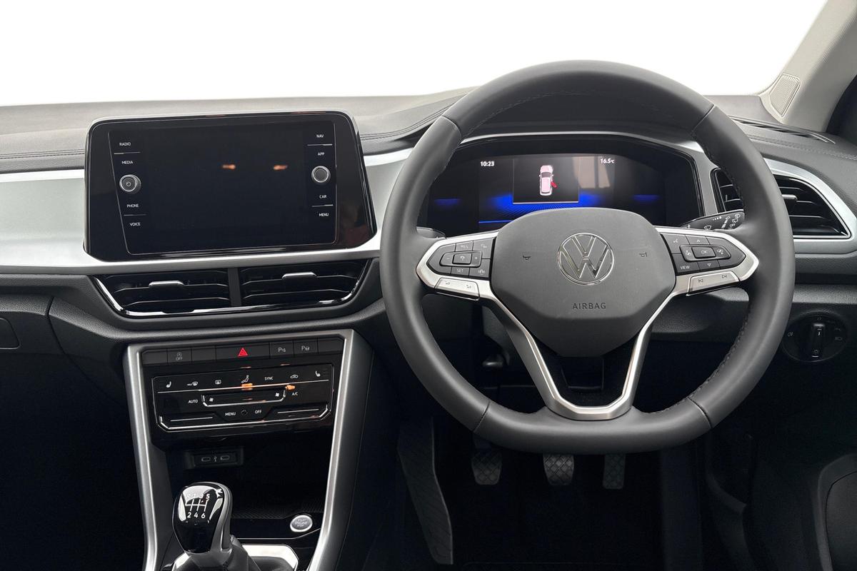 Used Volkswagen T-Roc 2025 for sale - 76678497: Photo 11