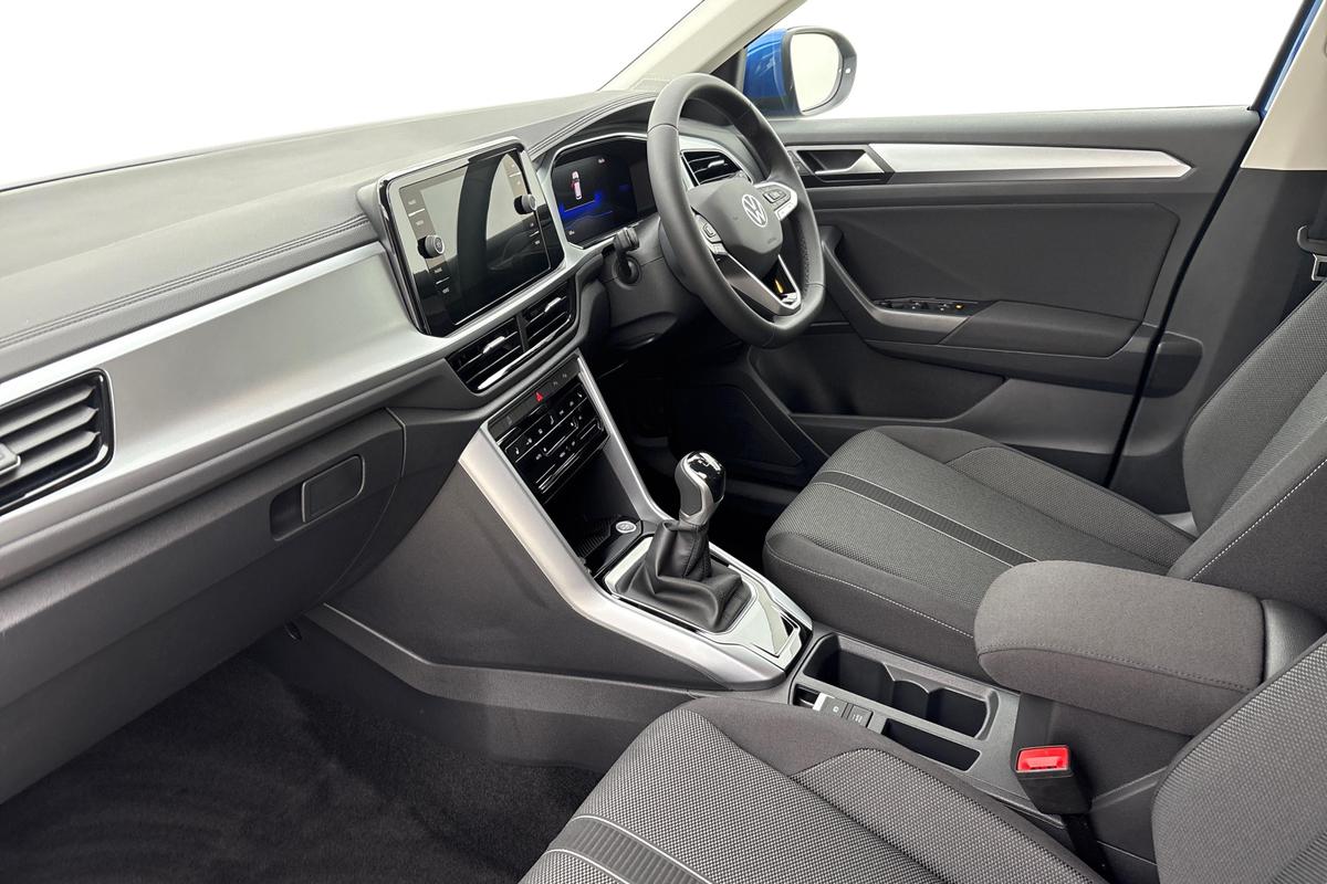 Used Volkswagen T-Roc 2025 for sale - 76678497: Photo 2