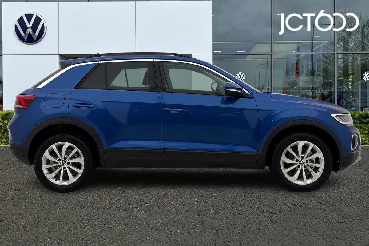 Used Volkswagen T-Roc 2025 for sale - 76678497: Photo 4