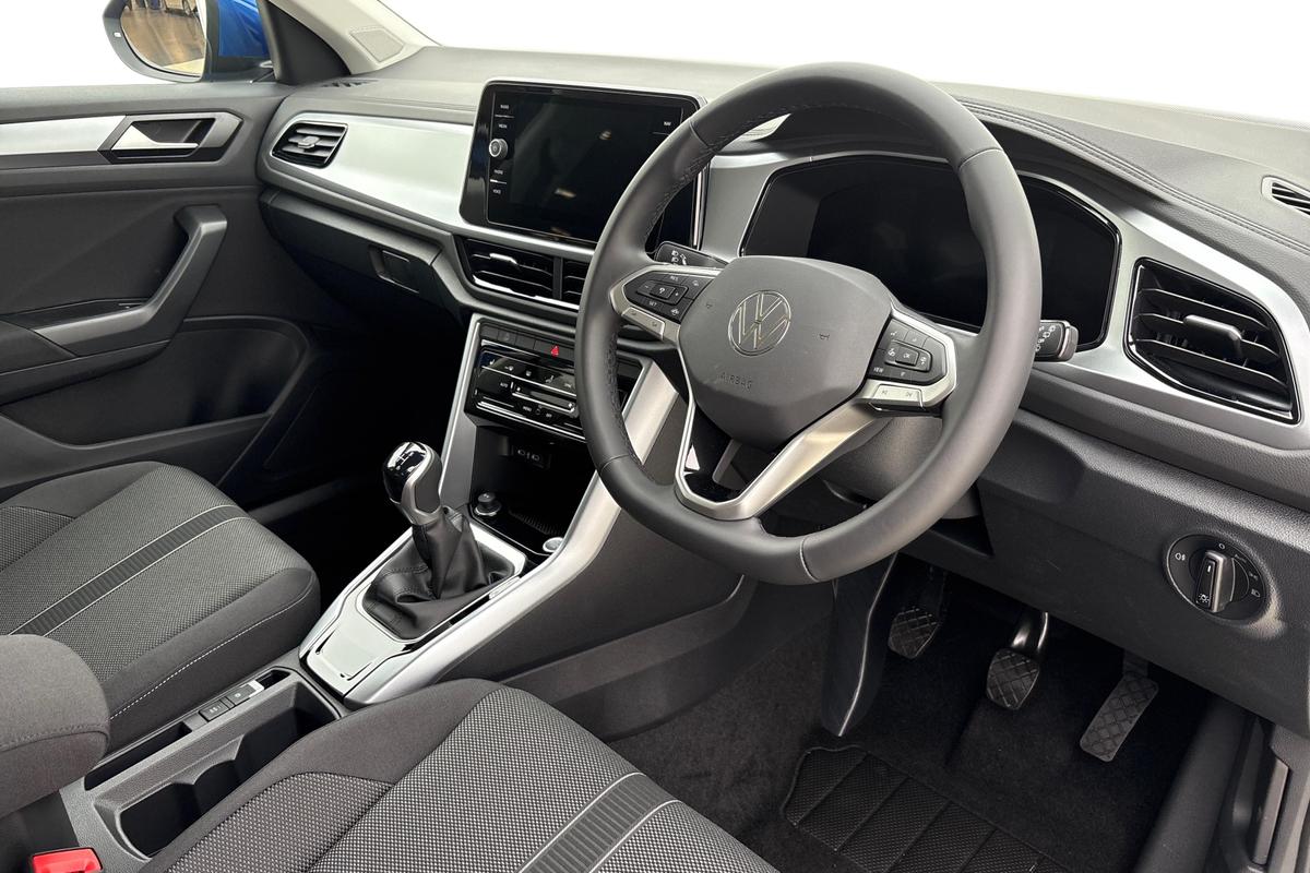 Used Volkswagen T-Roc 2025 for sale - 76678497: Photo 6