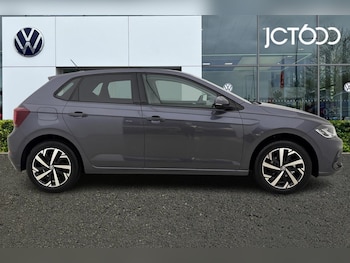 Used Volkswagen Polo 2025 for sale - 77160052: Photo