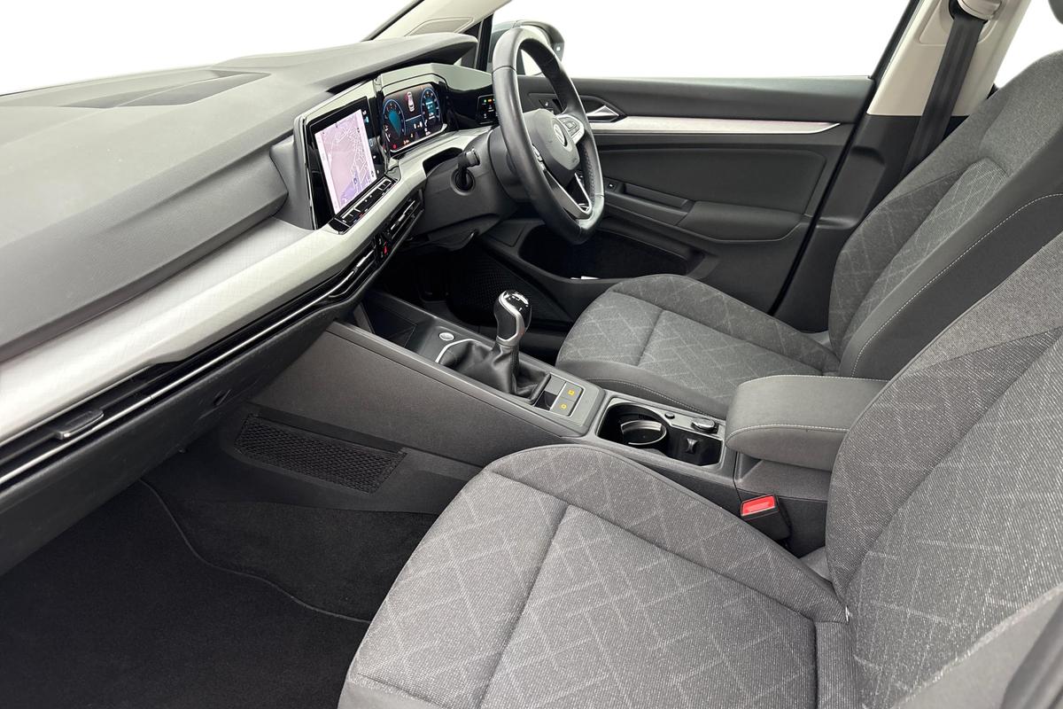 Used Volkswagen Golf 2021 for sale - 76681432: Photo 2