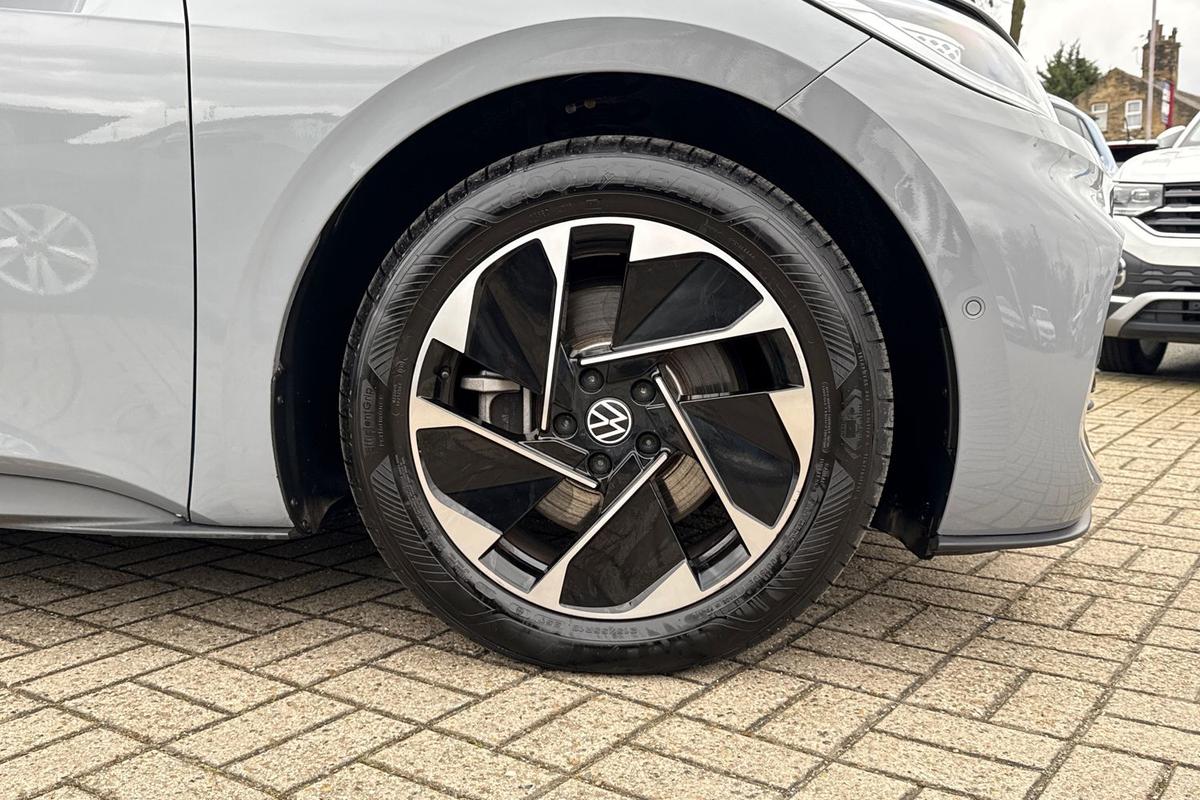 Used Volkswagen ID.3 2025 for sale - 78198654: Photo 5
