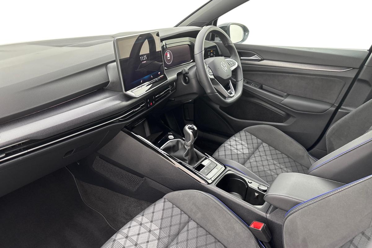 Used Volkswagen Golf 2025 for sale - 77533355: Photo 2