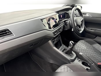 Used Volkswagen Polo 2023 for sale - 78378196: Photo