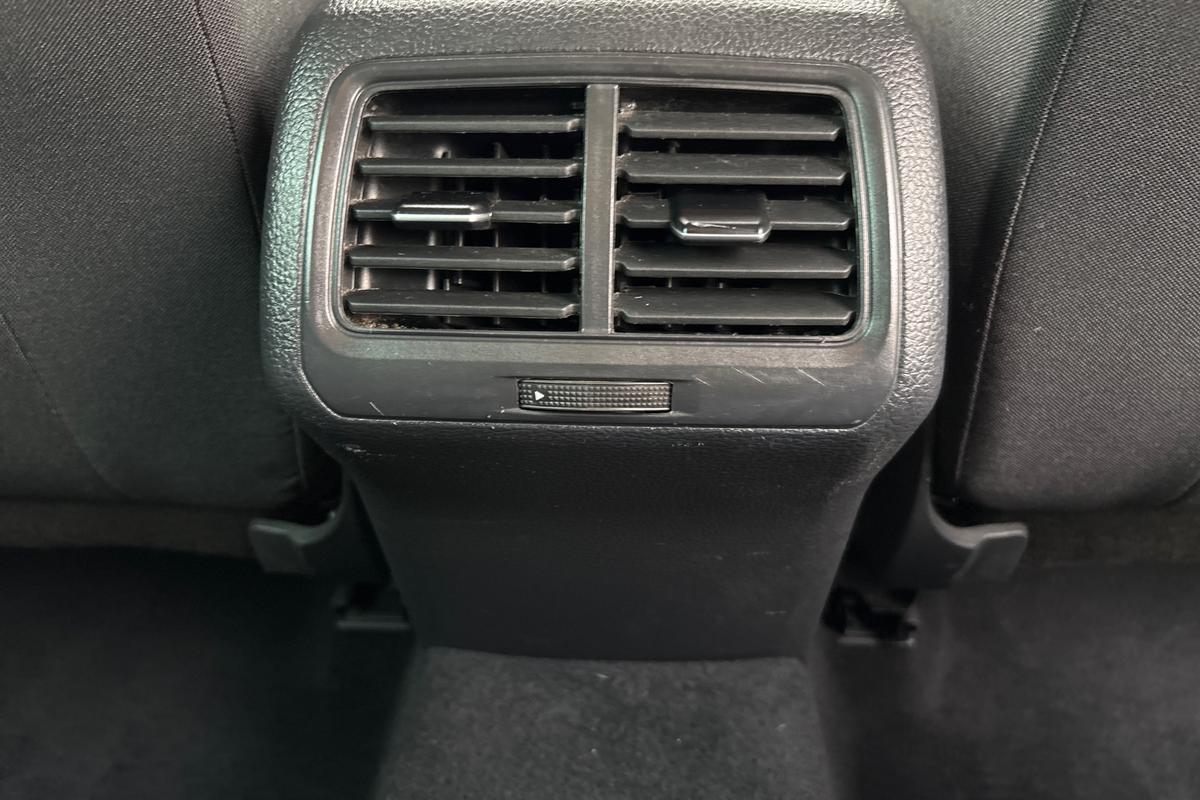 Used Volkswagen Golf 2019 for sale - 77533299: Photo 21