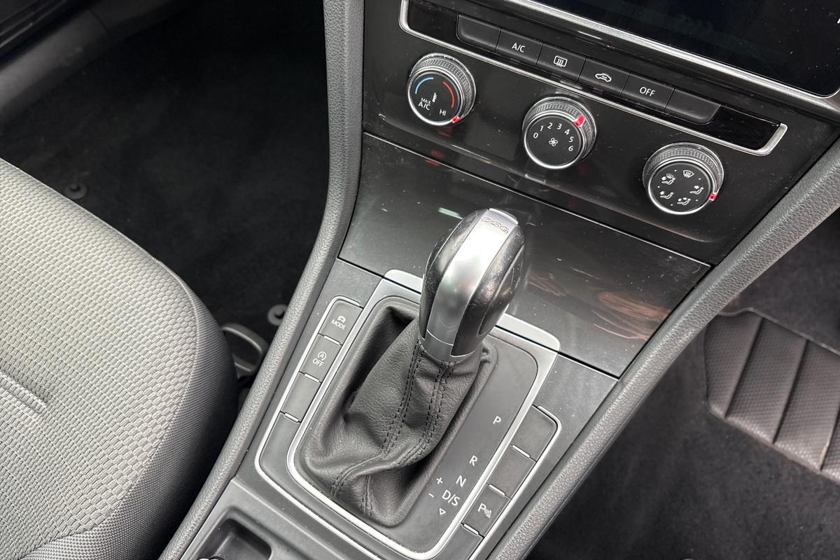 Used Volkswagen Golf 2019 for sale - 77533299: Photo 24