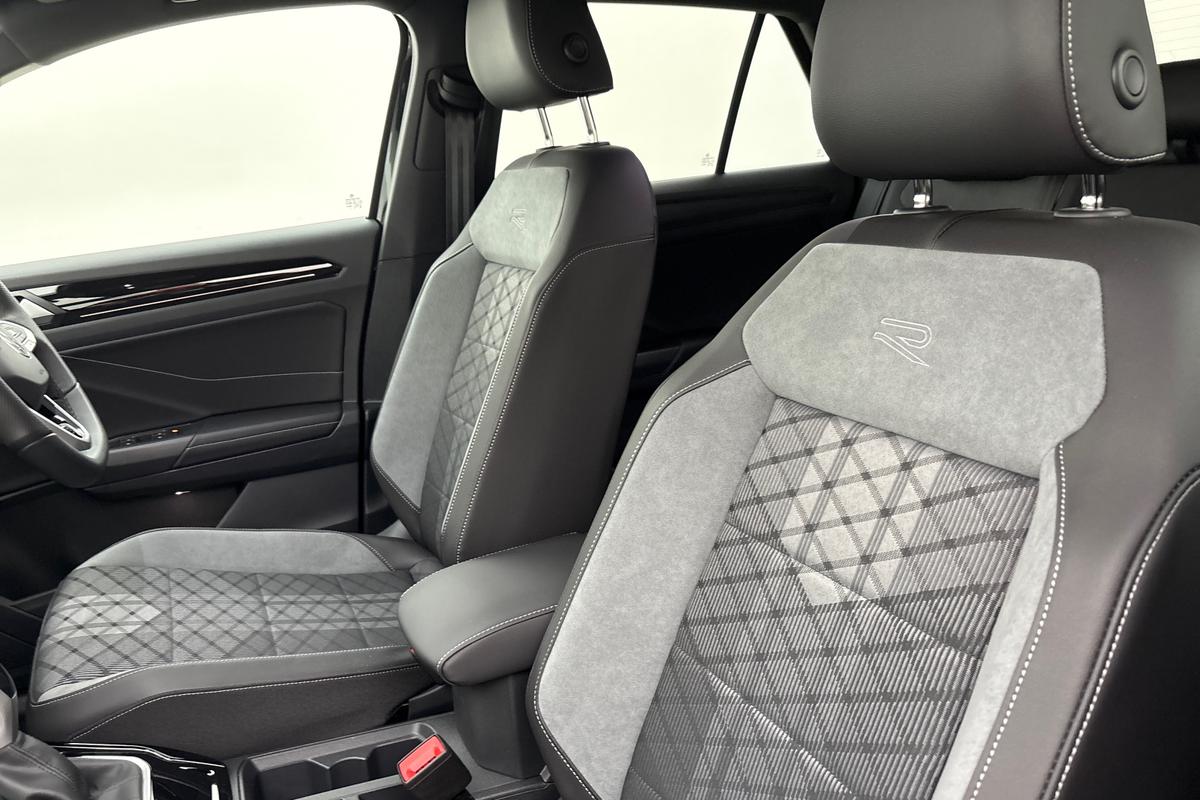 Used Volkswagen T-Roc 2025 for sale - 76680046: Photo 22