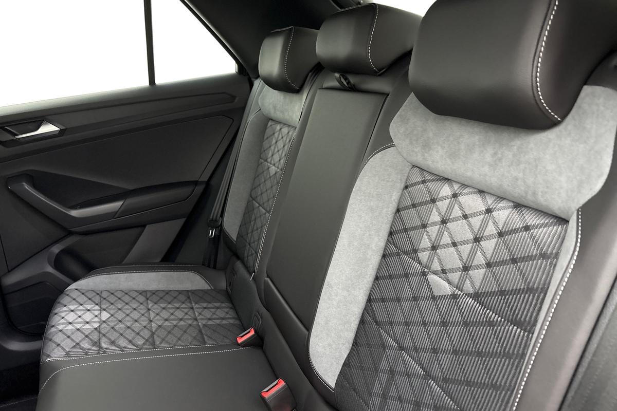 Used Volkswagen T-Roc 2025 for sale - 76680046: Photo 9