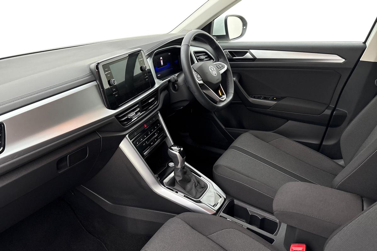 Used Volkswagen T-Roc 2025 for sale - 76679164: Photo 2