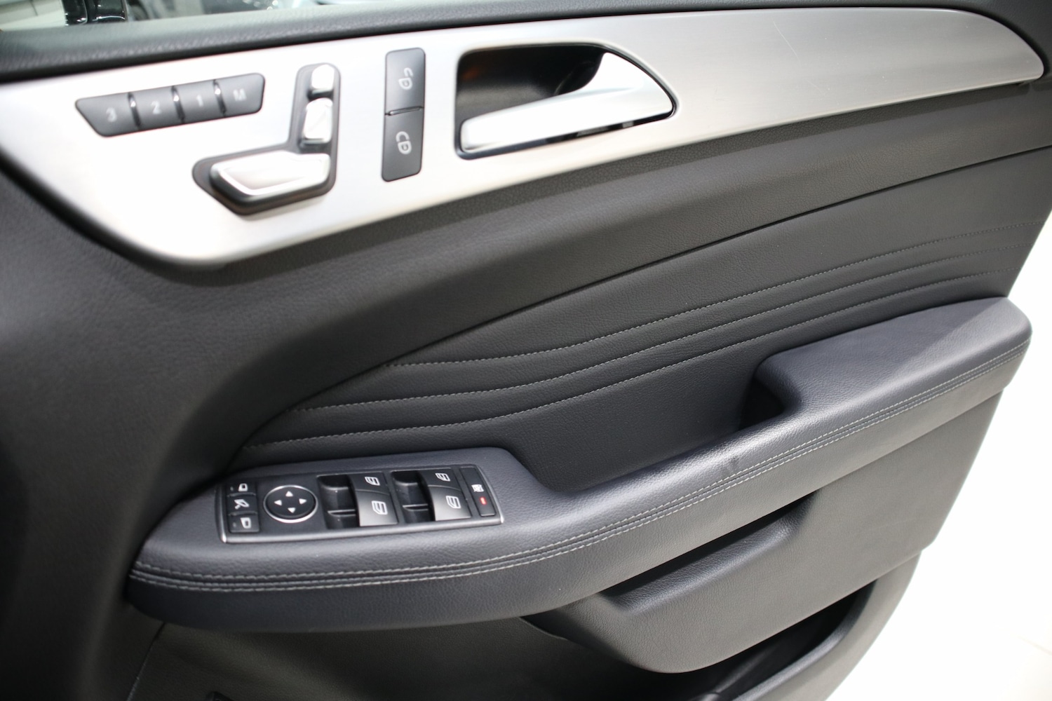 Used Mercedes-Benz GLE 2018 for sale - 76684446: Photo 16