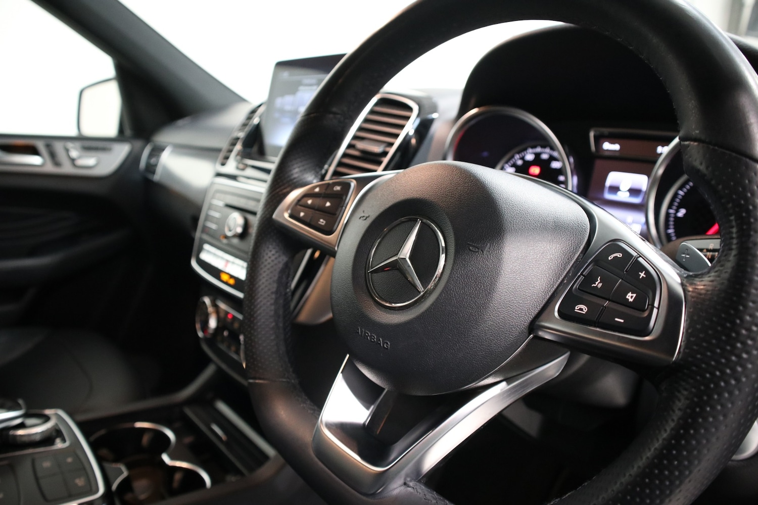 Used Mercedes-Benz GLE 2018 for sale - 76684446: Photo 18