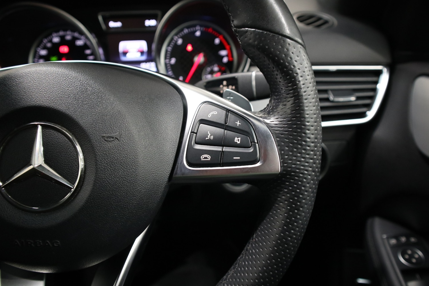 Used Mercedes-Benz GLE 2018 for sale - 76684446: Photo 27