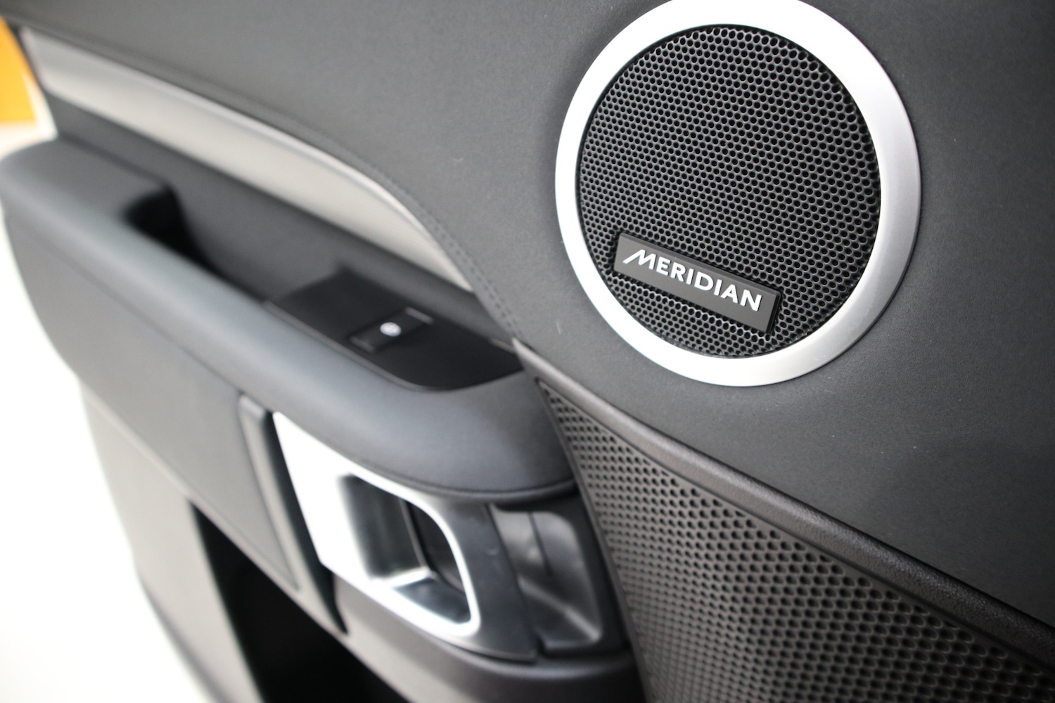 Used Land Rover Discovery 2018 for sale - 76682703: Photo 10