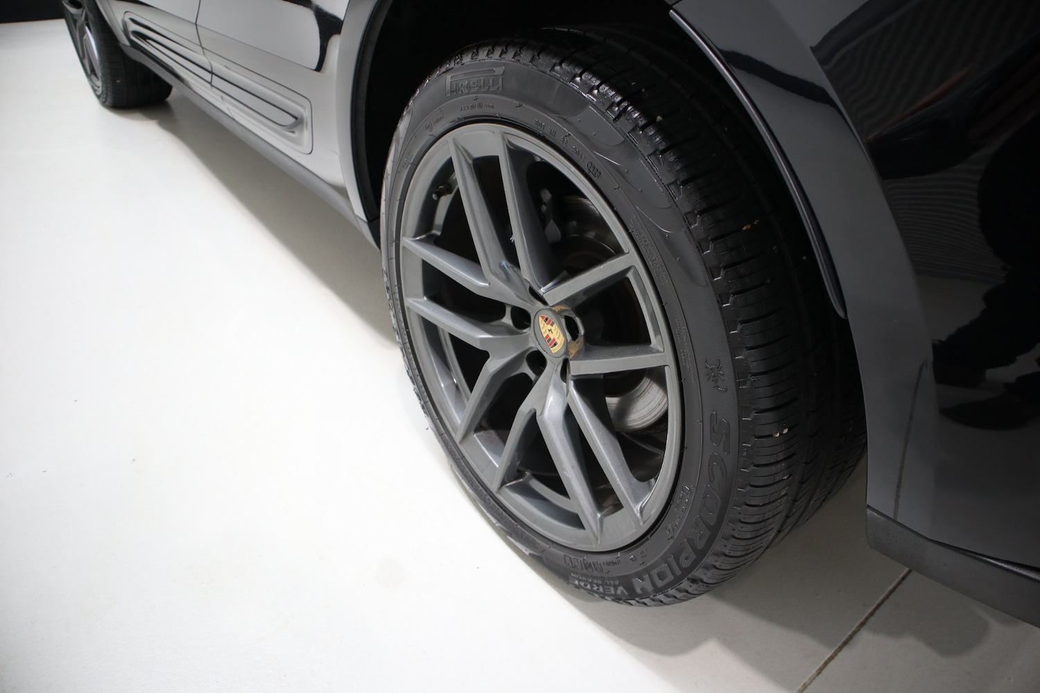 Used Porsche Macan 2022 for sale - 76662670: Photo 25